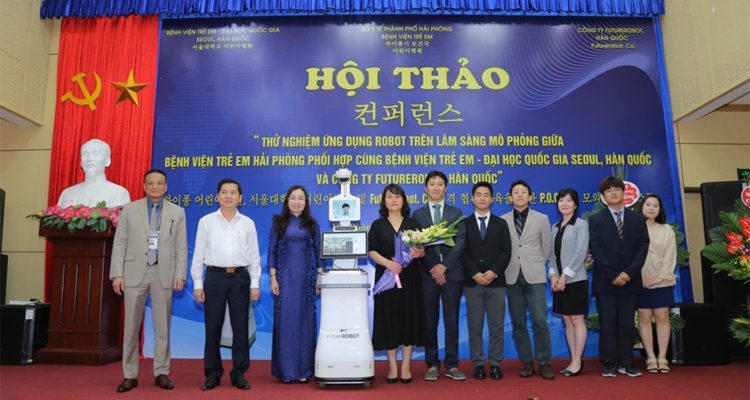 Hội thảo: Thử nghiệm ứng dụng Robot trên lâm sàng mô phỏng